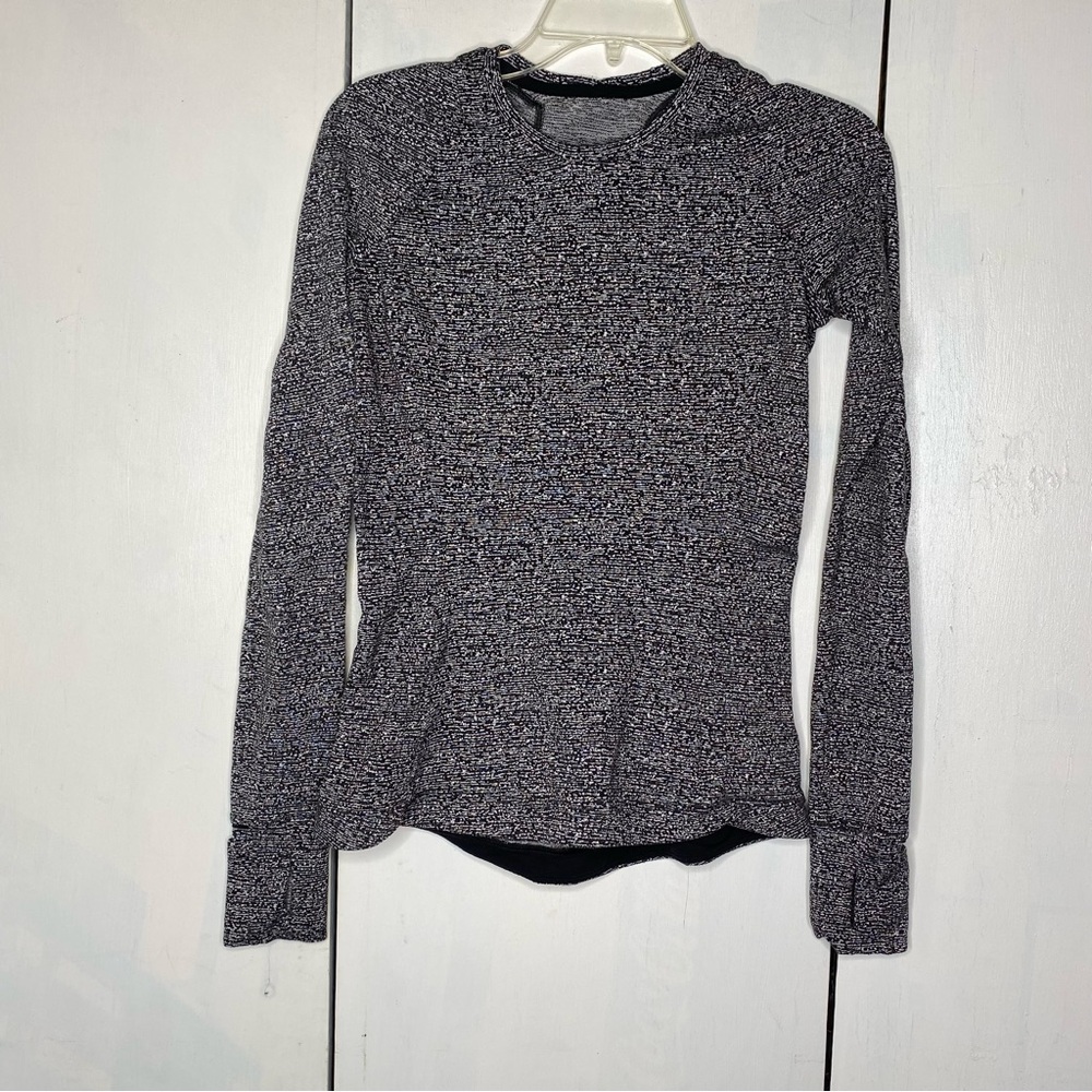 Lululemon pull over long sleeve sweater top size 4